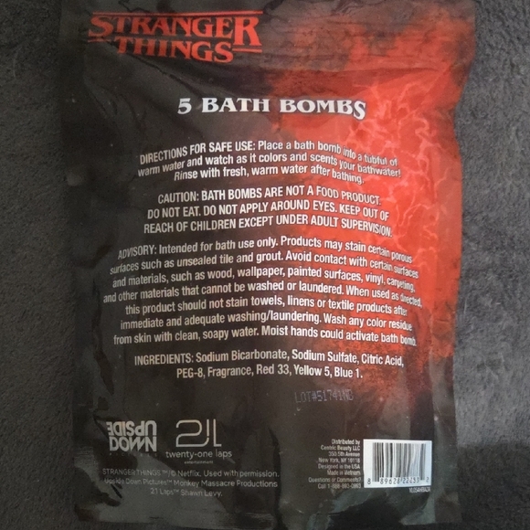 Stranger Things Bath Bombs- Vanilla Pumpkin - Picture 2 of 2